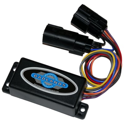 - Run-Turn-Brake module for rear turn signals 
- Gives running light and brakelight function to turn signals and maintains turn signal function 
- Load equalizer is built-in 
- Module will work with 2000-up TSM and TSSM module/security systems.
Note: Order 513307 rear fender harness seperately, stock is not compatible