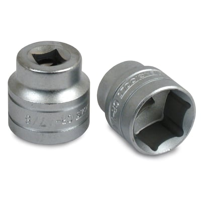 6-point socket with 3/8" drive. Chrome vanadium, satin finish.