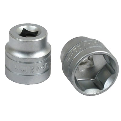 6-point socket with 3/8" drive. Chrome vanadium, satin finish.