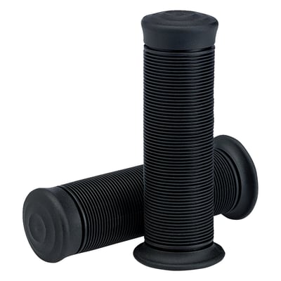 Without throttle sleeve. A TPV rubber grip set, manufactured from a quality virgin polymer. The nature of this rubber compound gives it a nice soft feel, without becoming tacky. It is durable, UV resistant and, in the end, perfectly recyclable material. Sometimes things just come together!