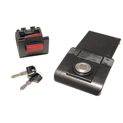 Replacement part for 580486 travel trunk. Incl. keys and mounting hardware.