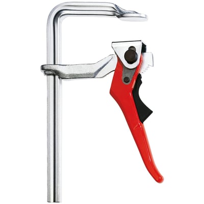 Max. opening: 400mm.
Max. throat depth: 120mm.
Sliding arm dimensions: 25x12mm.
Weight: 2.41kg.
Fast toggle type clamping action with a sintered steel cam for low friction and wear. Secure non-slip trigger release, unaffected by vibrations. Hardened, tempered and forged sliding arm and jaw with a profile to retain shape and resist distortion. Comes with a zinc plated finish.