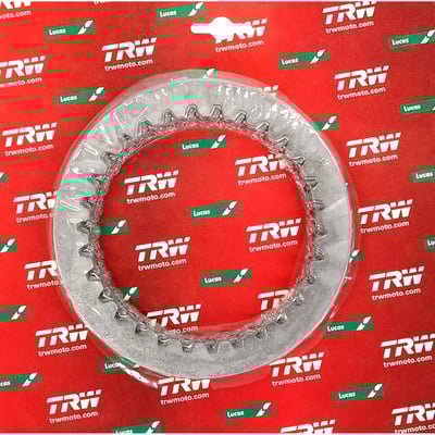 Precision manufacturing using high quality steel; low abrasion for a long service life; stable pressure point, improved controllability; thickness and dimensions meet OE specifications