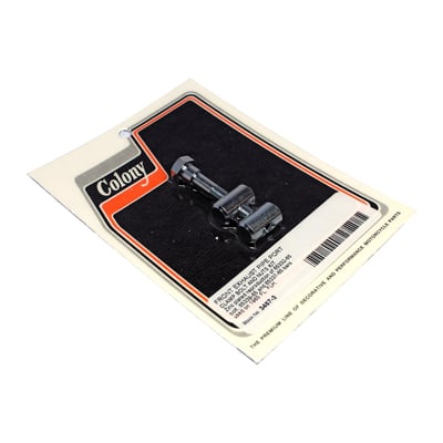 Zinc plated reproduction of 65332-65 shoulder bolt and 65339-65, 65337-65 bars. Hardware is used to mount the header pipe to the cylinder head.