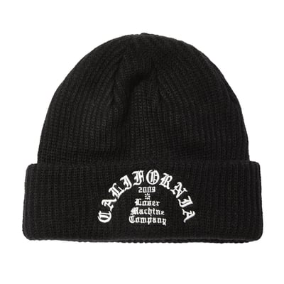 Stay warm and stylish with the Loser Machine beanie. A heavyweight knit essential, featuring a cozy cuff and striking embroidery on the front. The LMC woven label branding adds a touch of authenticity, making it clear you’re part of the crew. Crafted from 100% acrylic, it’s durable and comfortable, perfect for any adventure.