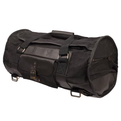 The By City Dakar Backpack, designed in the purest classic style without leaving aside the latest advances, are manufactured combining the best waxed cotton with the highest quality leather. They are designed to be used when riding a motorcycle and when you get off it. With its universal anchoring system you can easily anchor them to your bike, whether it’s our trunk model or panniers. To not forget your adventurous spirit this backpack has a wax coating making the outer fabric water repellent.