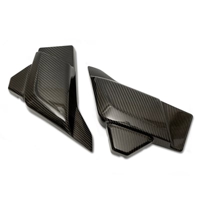 Woven, hand laid carbon. Made from a sheet of carbon fiber fabric woven in a crisscross pattern. Laid by hand into a mold, then cured in resin. The fabric layers are aligned in specific directions for strength. 

Carbon fiber side covers. Ultra light weight and manufactured from highest quality pure carbon fiber. The combination of weight reduction and the look of true carbon fiber makes these covers a must have add-on for any Clubstyle or performance orientated bike. Hassle-free installation. EU made. 
- Ultra light weight 
- Manufactured from top quality carbon fiber 
- Gloss UV stable surface 
- With pins for a snap-on installation 
- Bolt-on replacement for the stock side covers 
- It is advised installation is done by a capable mechanic 