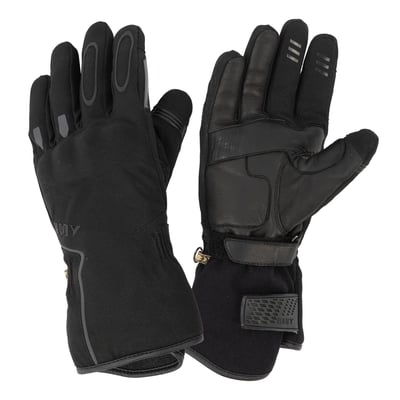 The By City Tracer gloves are made of abrasion resistant fabric. Features Rigid knuckle protections Aramid reinforcement on palm Tactile function index and middle finger. Double Velcro adjustment at wrist HIPORA membrane Thermicity level 3. Product homologated for motorcycles CE UNE EN: 13595:2015 1 (with (KP). The Tracer gloves are waterproof and perfect for the colder days.