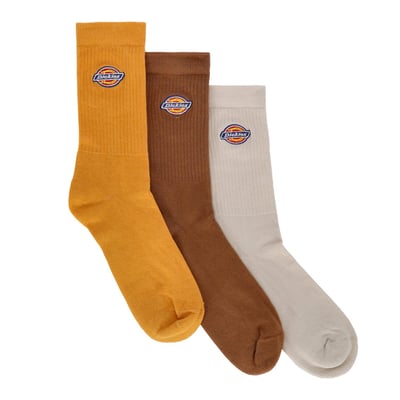 The Dickies Valley Grove socks are authentic ribbed ankle socks with embroidered Dickies logo on the top. A classic athletic style that come in a pack of three, in one color or three different colors. Available in a wide range of classic and seasonal colors. A fresh pair of socks every day made for all occasions.

• Ribbed crew socks
• 68% cotton / 24% polyester / 5% polyamide / 3% elastane