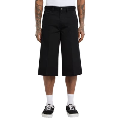 The Dickies Union 17 Inch loose short is an extra loose baggy fit short. With a slight A-line, these shorts are made with wrinkle and stain resistant 8.3oz polycotton
blend with a soft hand feel. Features include metal branded shank buttons, rounded back patch pockets, rounded front pockets, clean front crease, 1' fold back
hem, and woven Dickies label on the back pocket. These shorts are durable and comfortable, with a baggy fit for ease of movement.

• Extra loose fit
• 65% polyester / 35% cotton