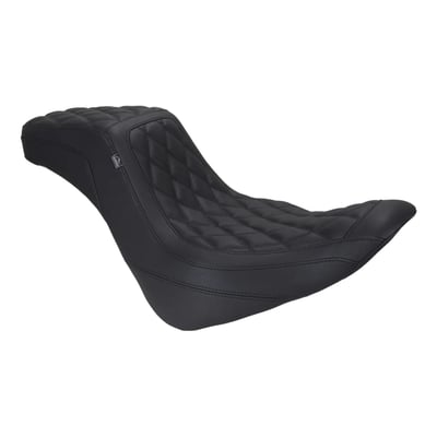 11.5" wide driver bucket is cut low and backed by a high-rising rear wall that provides crucial lower back support for confident riding. A squared-off 7" wide passenger section offers added functionality for two-up travel, without compromising the bike’s performance-inspired stance.