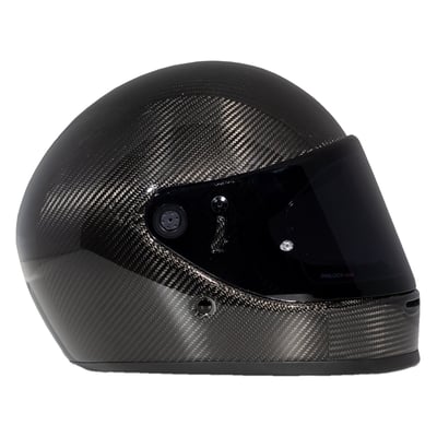 The DMD Rivale is a full-face helmet with an essential and refined design that meets all the modern safety standards without giving up on the comfort of a very light helmet. With so essential design it’s easy to forget there’s a real innovation and technology package within. Thanks to the carbon fiber, DMD has achieved a super compact helmet with all the modern security standard and a comfortable fitting. Features removable and washable liner, padded chin strap with double D-ring closure and the helmet is ECE-R22.06 approved. The Rivale is a full-face helmet that recalls the roaring years of Motorsport.