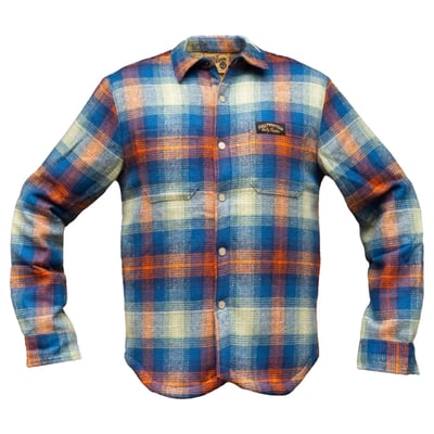 Built for cold days and late nights! The Holy Freedom® McFly lined shirt blends rugged workwear attitude with modern comfort, making it the ultimate winter essential for those who live fast and dress with purpose. Made of a durable cotton exterior and a warm fur-lined interior, it delivers reliable warmth in a clean, sporty, and casual style. With functional details and original Holy Freedom® design, every construction element has been personally tested by the HF® team to ensure comfort, durability, and authenticity.

• Exterior: 100% cotton
• Lining: 100% polyester with fur
• Warm, comfortable winter lining
• 4 external pockets
• Single snap button cuffs
• Front closure with 6 original Holy Freedom® snap buttons
• No protective gear pockets (sporty & casual design)
• Holy Freedom® patch on left pocket