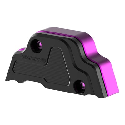 Upgrade your Milwaukee‑Eight Gen 2 with Rick’s premium CNC‑machined aluminum cover — the perfect replacement for the original plastic part.
- High‑quality 6061 CNC‑machined aluminum
- Black anodized finish with multiple color options
- Signature Rick’s design milling
- Complete kit with mounting hardware
- Easy installation
- Made in Germany
Enhance durability and style with a clean, performance‑driven look.