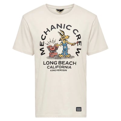 Engine noise in your head, sun on your face, and zero interest in rules. The King Kerosin t-shirt with "Mechanic Crew – Long Beach California" artwork perfectly captures this spirit. The front design features a cartoon mechanic figure next to a V-twin engine, conveying laid-back garage vibes with a West Coast attitude. The classic crew neck and regular fit ensure a relaxed feel, while the pure cotton feels comfortable against the skin. A shirt for everyone who loves wrenching, humor, and making a statement.
• Front artwork with Mechanic Crew design
• High-quality cotton for everyday comfort
• Regular fit with classic crew neck
• Brand label at the hem as a subtle detail
• 100% Cotton
• Regular fit
• Machine wash at 30°C