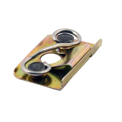 Used to mount saddlebags to bag supports. Excellent reproduction hardware. 
OEM replacement reference 70909-95. 
Note: Is used with 904216 bail head stud.