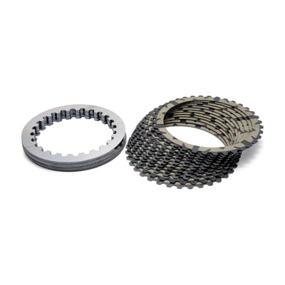 This is a top-off-the-line manual operated high performance clutch with technology that is not available in any other H-D orientated clutch. The TorqDrive system allows more discs in less space, totalling up to 6 additional friction disks over stock. These friction plates provide up to 50% more clutch hold capacity, all without using stronger springs or a  special lock-up device. The TorqDrive clutch is proven in racing at the highest levels and offers improved clutch lever feel, smoother shifting and tunability for high horsepower engines. The Rekluse basket sleeves eliminate basket wear and notching. As Rekluse says 'It’s not just good, it’s rEvolutionary'.