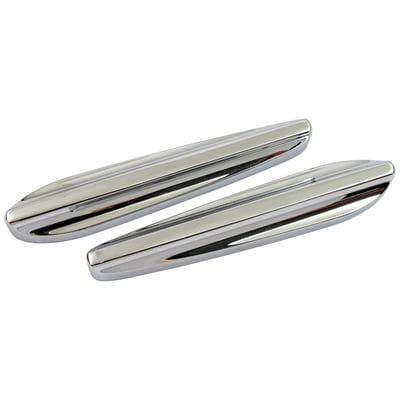 Chrome plated. Used when you want to remove the front turn signals on your fork slider equipped H-D. Lets you remove the OEM turn signal bracket & hide the ugly holes. CNC machined from billet aluminum.