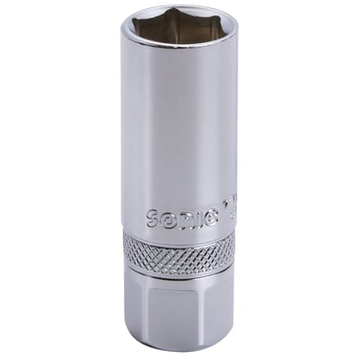 3/8" drive. Comes with a metal clip on the inside to hold the spark plug for installing and removing in deep and hard to reach spaces. 
- 3/8" drive 
- Outside Diameter: 22mm 
- Length: 65mm 
- Material: Chrome Vanadium