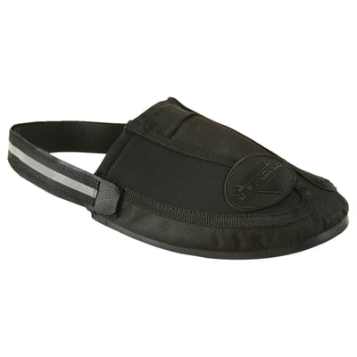 Protects your boot/shoe from shifter peg abrasion. Flexible neoprene with a rubber sole and a Velcro® webbing heel strap.
