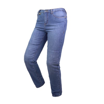 With the By City Bull jeans, CE approved EN17092-3: 2018 Level AA, you will have the comfort of street jeans, thanks to its abrasion resistant cotton denim fabric with blend yarn technology. The jeans is single layer of fabric, unlined, and has removable protections on the hip and knees (adjustable to two heights), CE certified EN1621-1: 2012 CE level 2. Features five outer pockets and YKK� zip fastening. Its slim-fit and modern fit will give you that style you want so much.