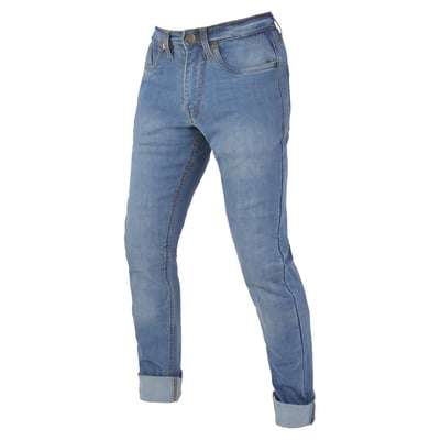 Enjoy every day with your motorcycle thanks the Route II jeans of By City. With them you will be completely protected thanks to the single layer abrasion resistant cotton denim fabric with blend yarn technology and its removable protections. In addition to having the By City style. Features removable knee protections (adjustable to two heights) "Flexishock" certified EN1621-1: 2012 CE Level 1. The jeans are an approved product for motorcycle CE EN17092-4: 2020 Level A. Features five outer pockets and YKK zip fastening. Enjoy your ride!