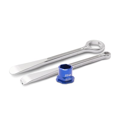 - Perfectly contoured tire spoon on one end 
- Hex box wrench for 30 mm axle nuts on other end 
- Lightweight forged 7075 T-6 aluminum 
- Hard anodized finish 
- Under 10 inches in length and weigh only 3.5 oz. 
- Hex end is rated for a maximum torque of 90 lb/ft

