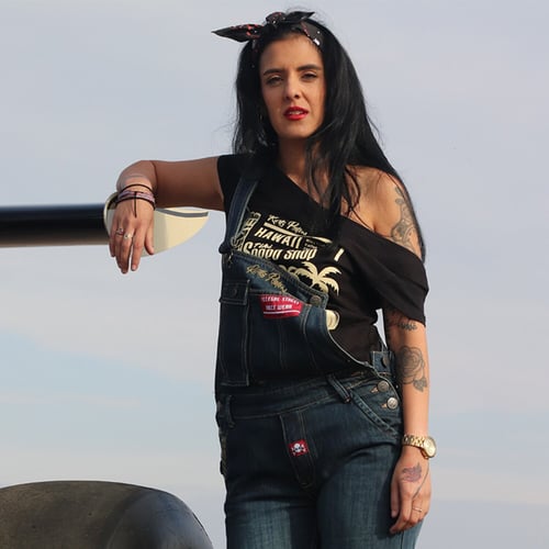 Rusty Pistons Hawaii female t-shirt